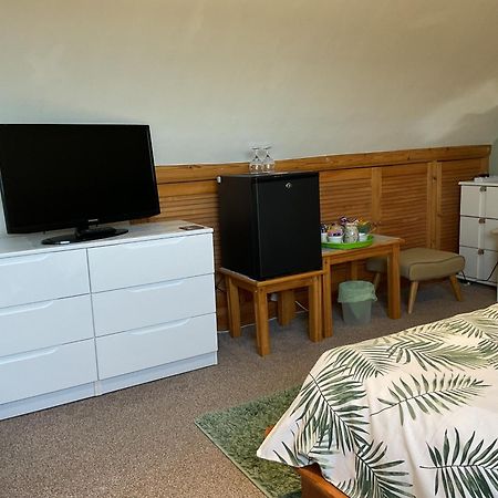 Rockvilla Guest House Леруик Екстериор снимка